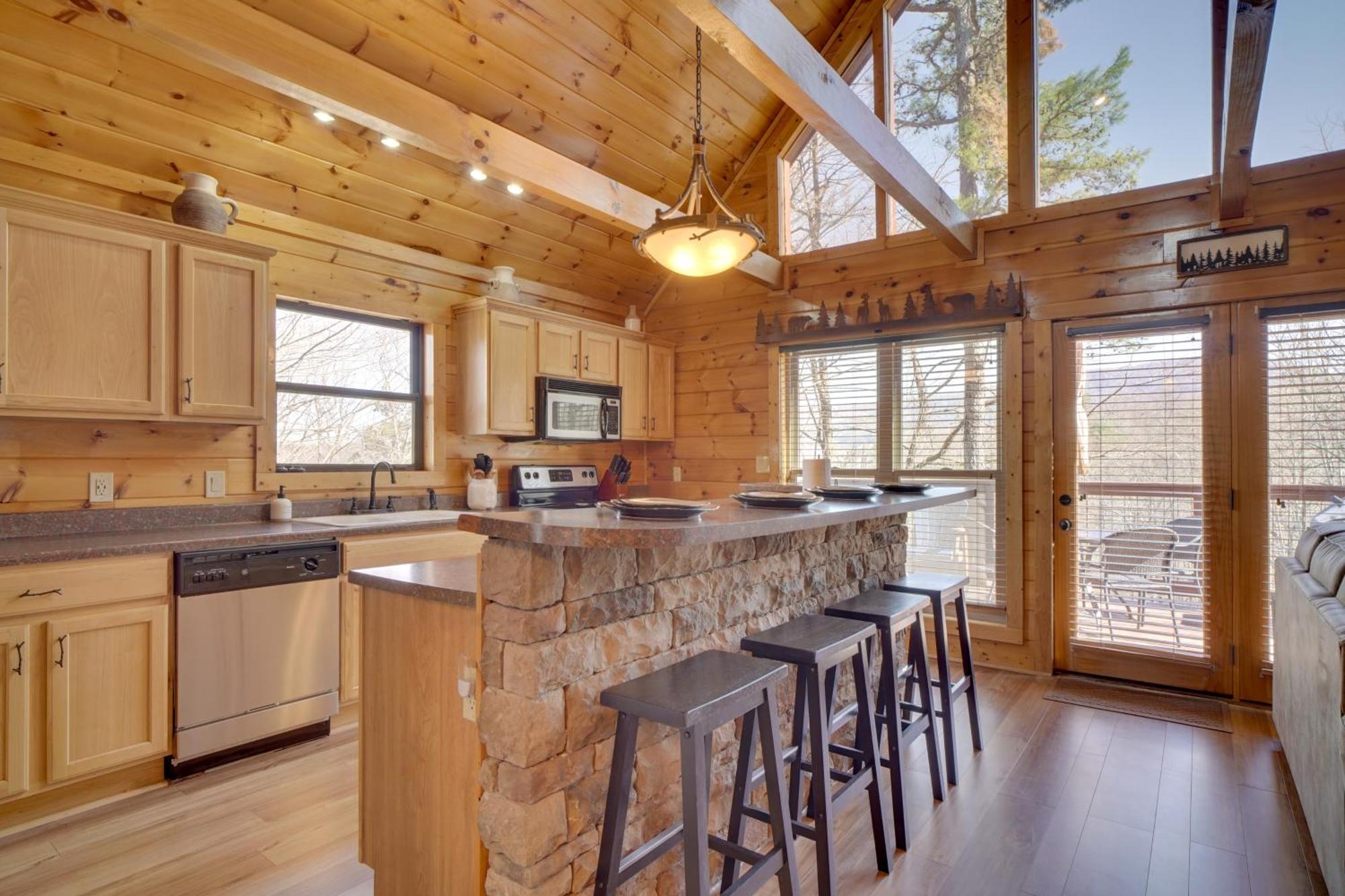 Hatcher Mtn Retreat Sevierville Cabin With Hot Tub! Extérieur photo